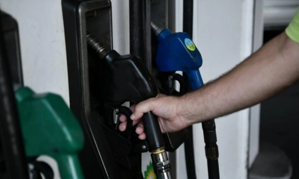 Βόλος: Γυναίκα έβαλε βενζίνη στο αυτοκίνητο της και εξαφανίστηκε χωρίς να πληρώσει δεκάρα!